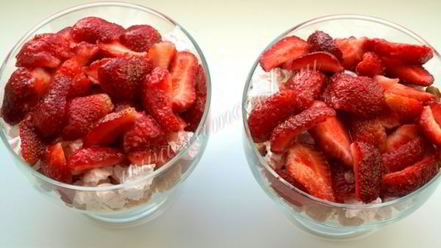 Рецепт клубничного десерта с зефиром