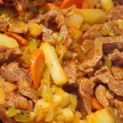 Рецепт Азу из говядины по-татарски в мультиварке