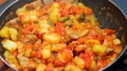 Рецепт азу из говядины с огурцами