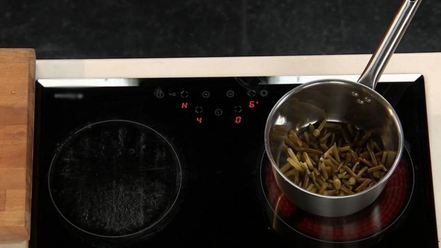 Рецепт азу из говядины с соленой черемшой