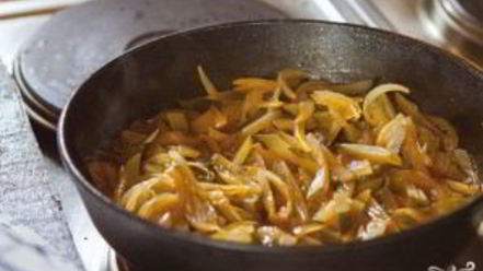 Рецепт азу из индейки на сковороде