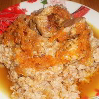 Азу из свинины с подливкой