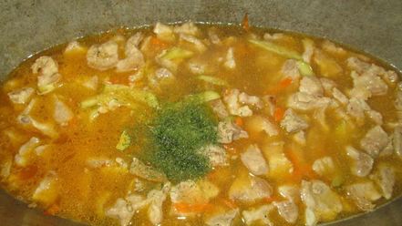 Рецепт азу из свинины с солеными огурцами