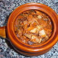 Азу из свинины в горшочках