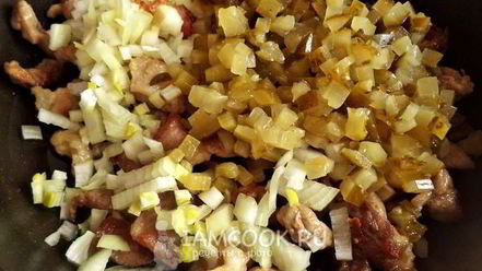 Рецепт азу по-татарски в горшочках