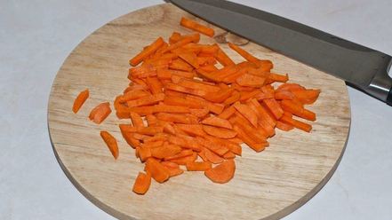 Рецепт азу с солеными огурцами и с картошкой