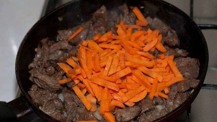 Рецепт азу с солеными огурцами и с картошкой