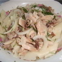 Бешбармак из курицы в мультиварке