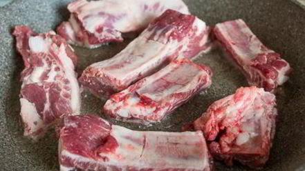 Рецепт белорусской мачанки с ребрышками и драниками