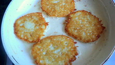 Рецепт драников с грибным соусом