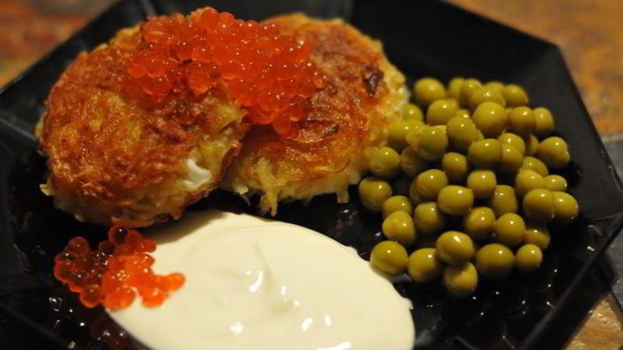 Рецепт драников с творожными шариками