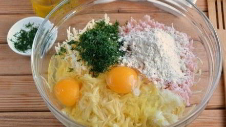 Рецепт драников с ветчиной с сырком