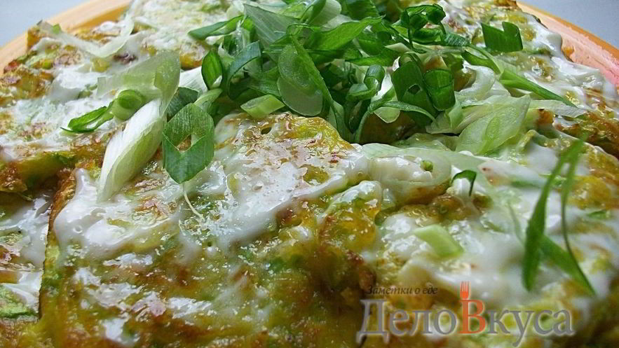 Рецепт кабачковых драников с чесночным соусом