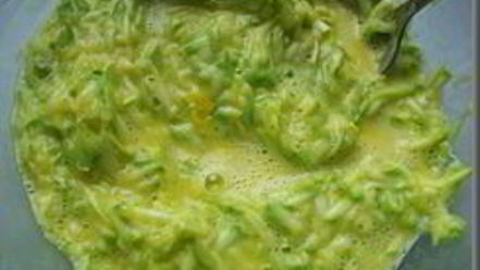 Рецепт кабачковых драников с чесночным соусом