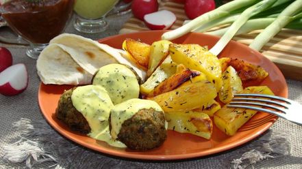 Рецепт фрикаделек из баклажана и белой фасоли