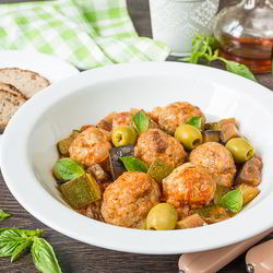 Рецепт Фрикаделек из индейки с овощами