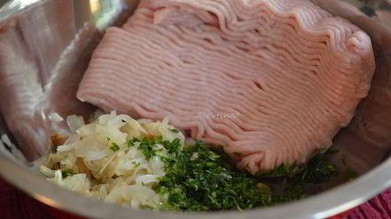 Рецепт фрикаделек из индюшки в испанском стиле