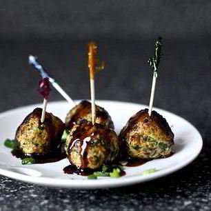 Рецепт Фрикаделек с луком и имбирным соусом