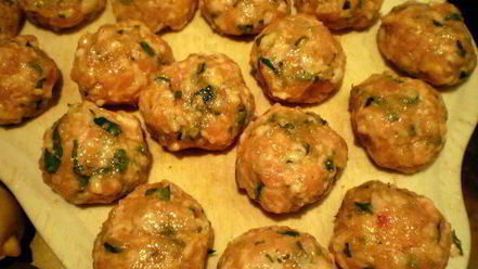 Рецепт фрикаделек с цедрой лимона и огуречным соусом