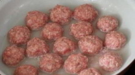 Рецепт фрикаделек в сметанном соусе