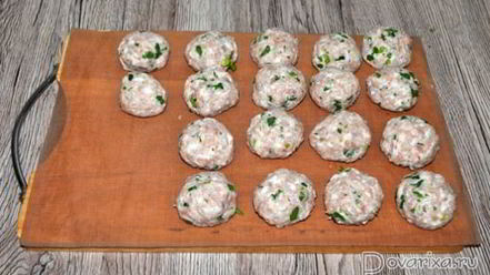 Рецепт фрикаделек в соусе по-испански