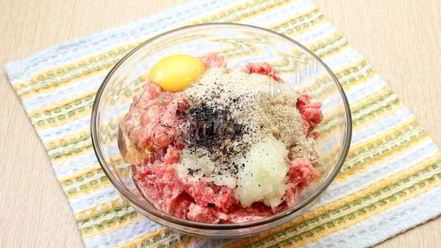 Рецепт фрикаделек в томатно-сметанном соусе