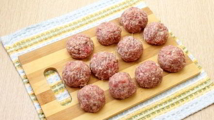 Рецепт фрикаделек в томатно-сметанном соусе