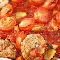 Рецепт Фрикаделек, запеченных с овощами