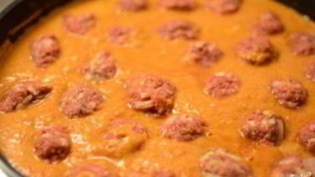 Рецепт говяжьих фрикаделек в томатном соусе