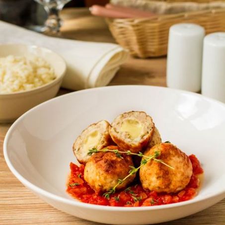 Рецепт Куриных фрикаделек с моцареллой