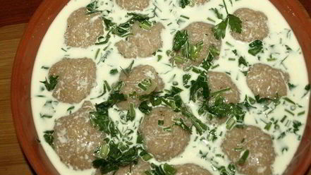 Рецепт куриных фрикаделек, запеченных в сливках