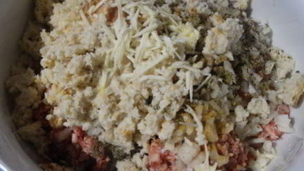 Рецепт мясных фрикаделек с хреном тушёные в майонезе из фасоли