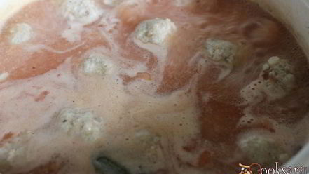 Рецепт мясных фрикаделек в сметанно-томатном соусе