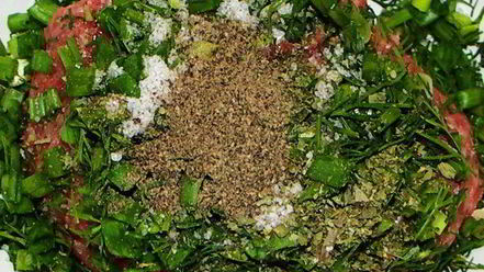 Рецепт пюре из брюквы с фрикадельками из индейки и соусом бискаенне