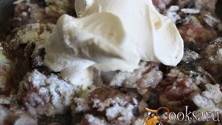 Рецепт спагетти с фрикадельками в сметанно-грибном соусе