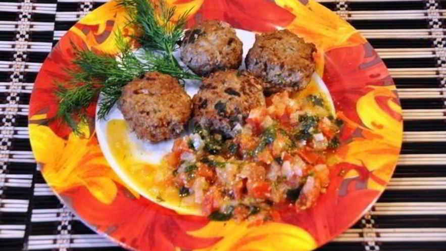 Рецепт жареных фрикаделек с томатным соусом