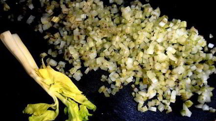 Рецепт картофельной шапки на курином фарше