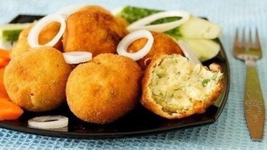 Рецепт картофельных крокетов с манкой и зеленью