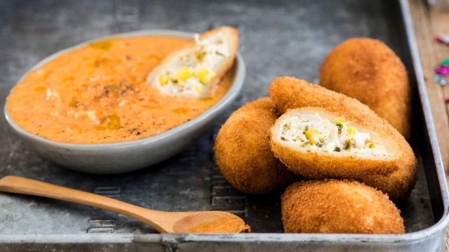 Рецепт кошиньяса, бразильские крокеты из курицы с сыром