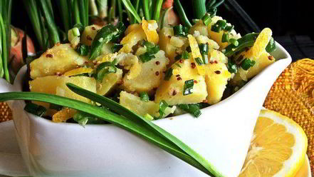 Рецепт лимонного картофеля с луком