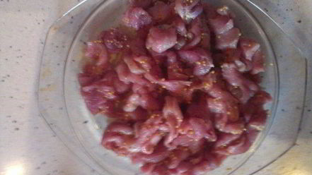 Рецепт молодого картофеля со свининой