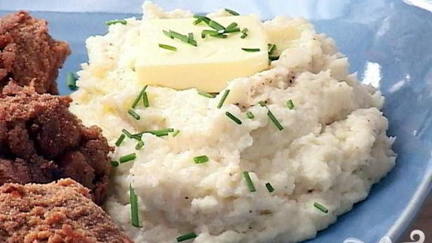 Рецепт пюре из цветной капусты с чесноком и пармезаном