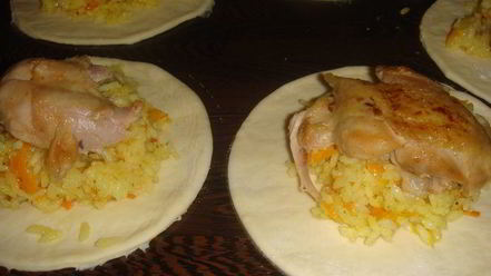 Рецепт риса с мясом в булочке