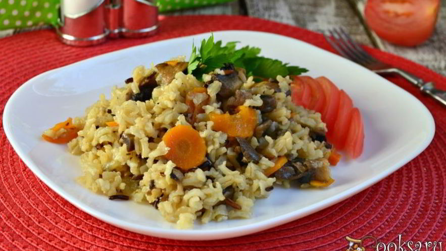 Рецепт тайского нешлифованного риса с грибами в мультиварке