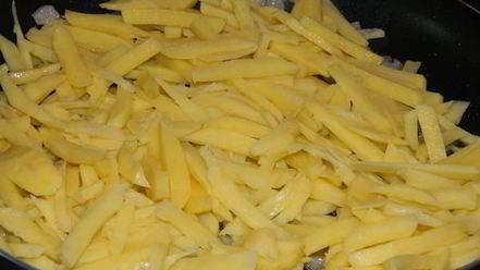 Рецепт жареной картошки с салом