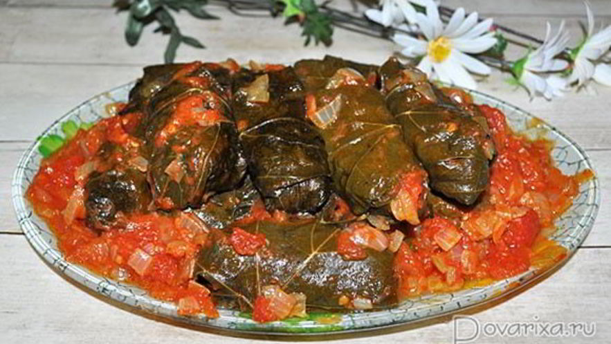Рецепт долмы в томатном соусе