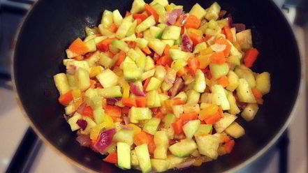 Рецепт голубцов из краснокочанной капусты с овощной начинкой