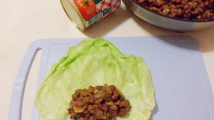 Рецепт голубцов с консервированной фасолью и грибами