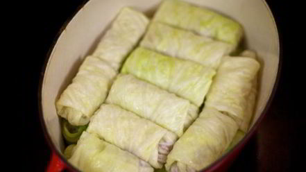 Рецепт голубцов в сметанном соусе