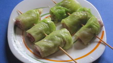 Рецепт мини-голубцов на шпажках